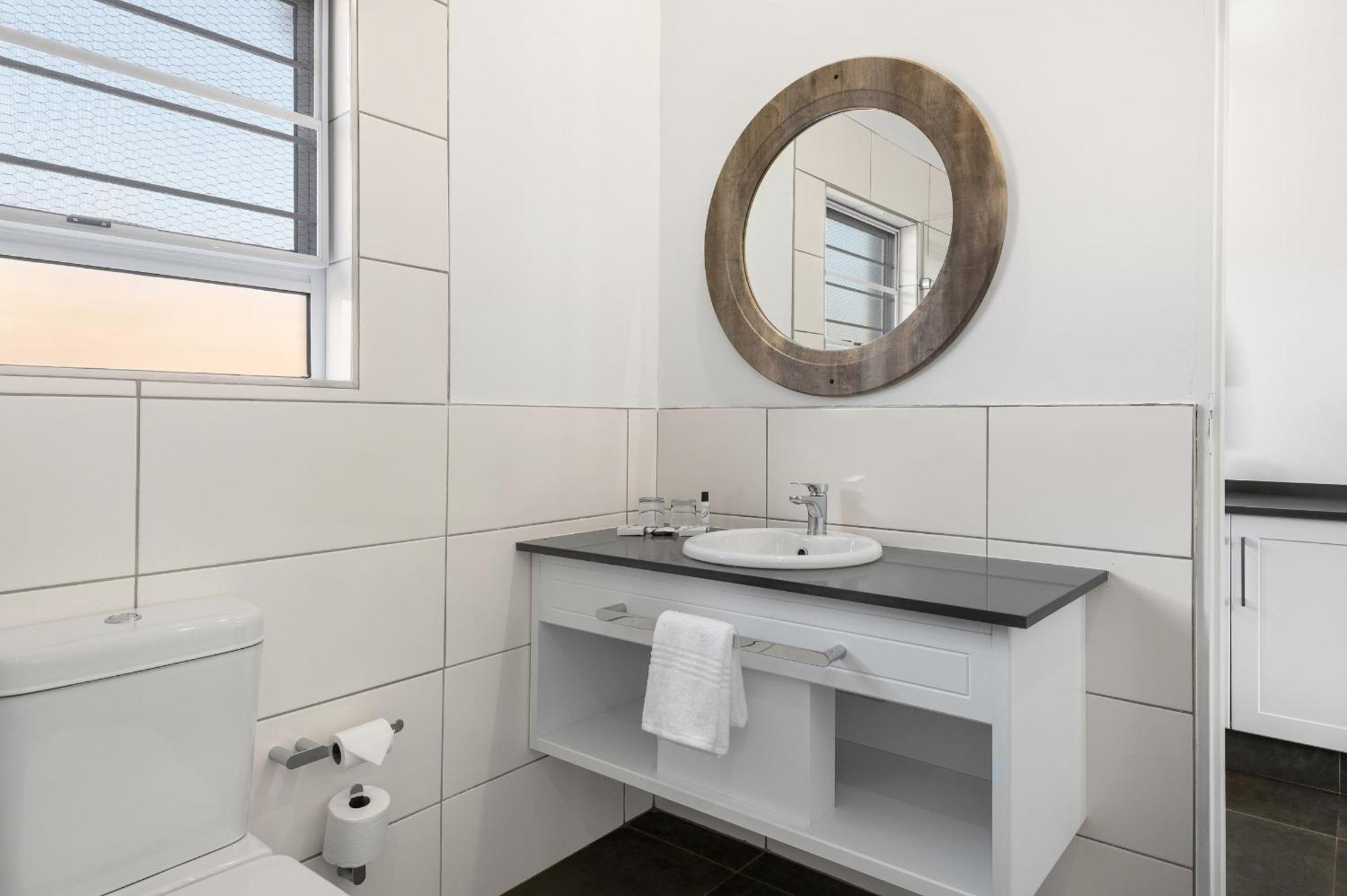 Park Hotel Мокопане Экстерьер фото