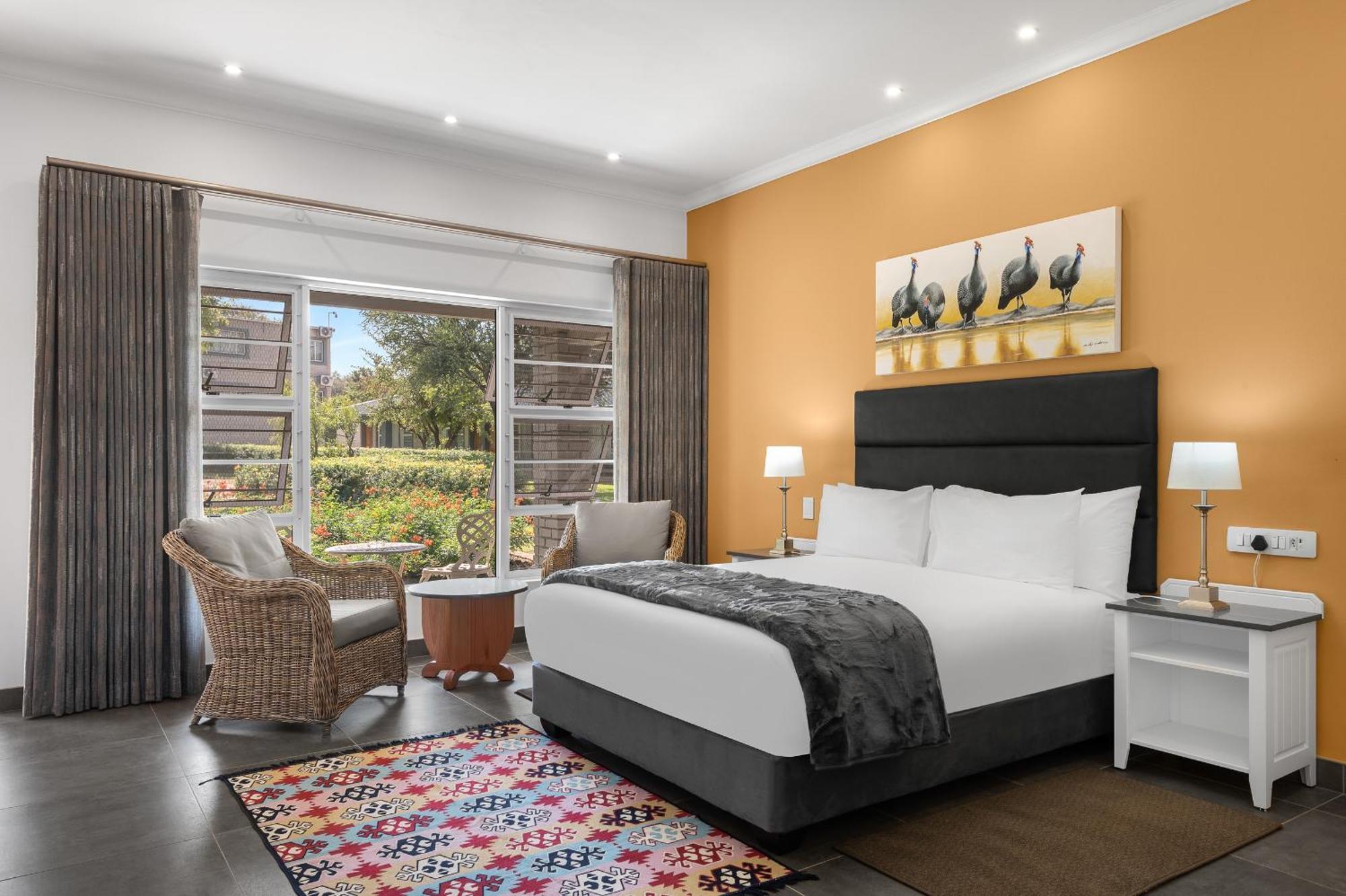 Park Hotel Мокопане Экстерьер фото